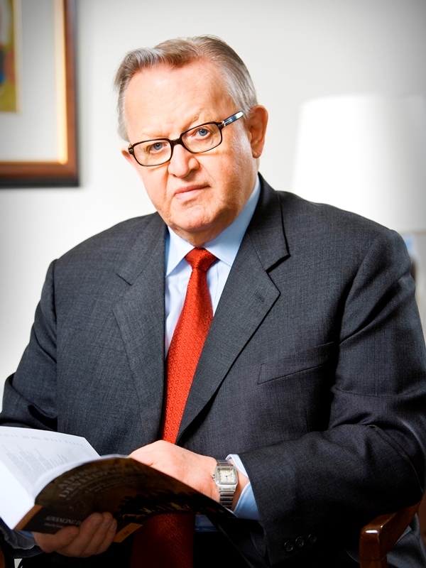 Pressphoto of President Martti Ahtisaari (2007). Photographer: Janne Mikkilä