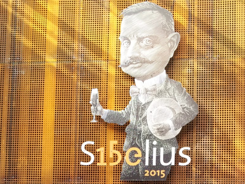 Jean Sibeliuksen syntymän 150-juhlavuosi lähestyy. Lasse Rantasen tekemä Sibelius-figuuri paljastettiin Verkatehtaalla Hämeenlinnassa maanantaina 9.9. Kuva: cc-by-sa Anja Kuoppa, Amusa.fi